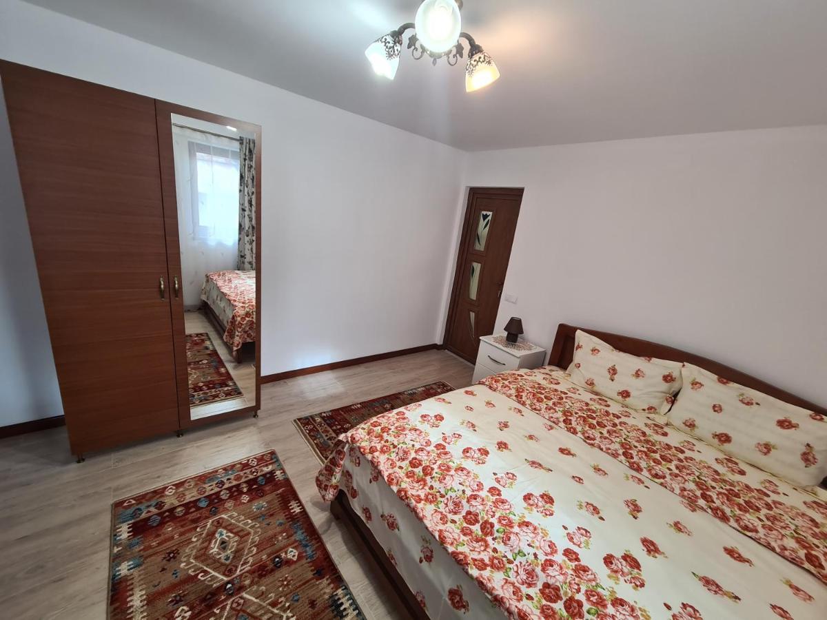 Casa Hera Călimăneşti Exterior foto