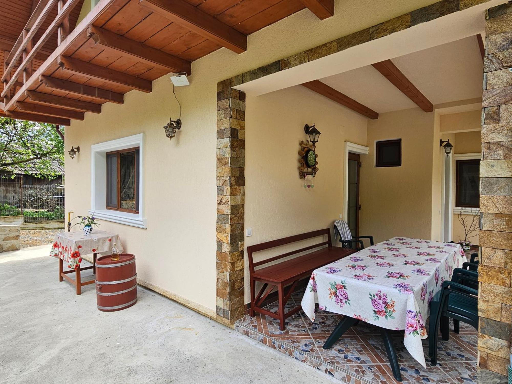 Casa Hera Călimăneşti Exterior foto