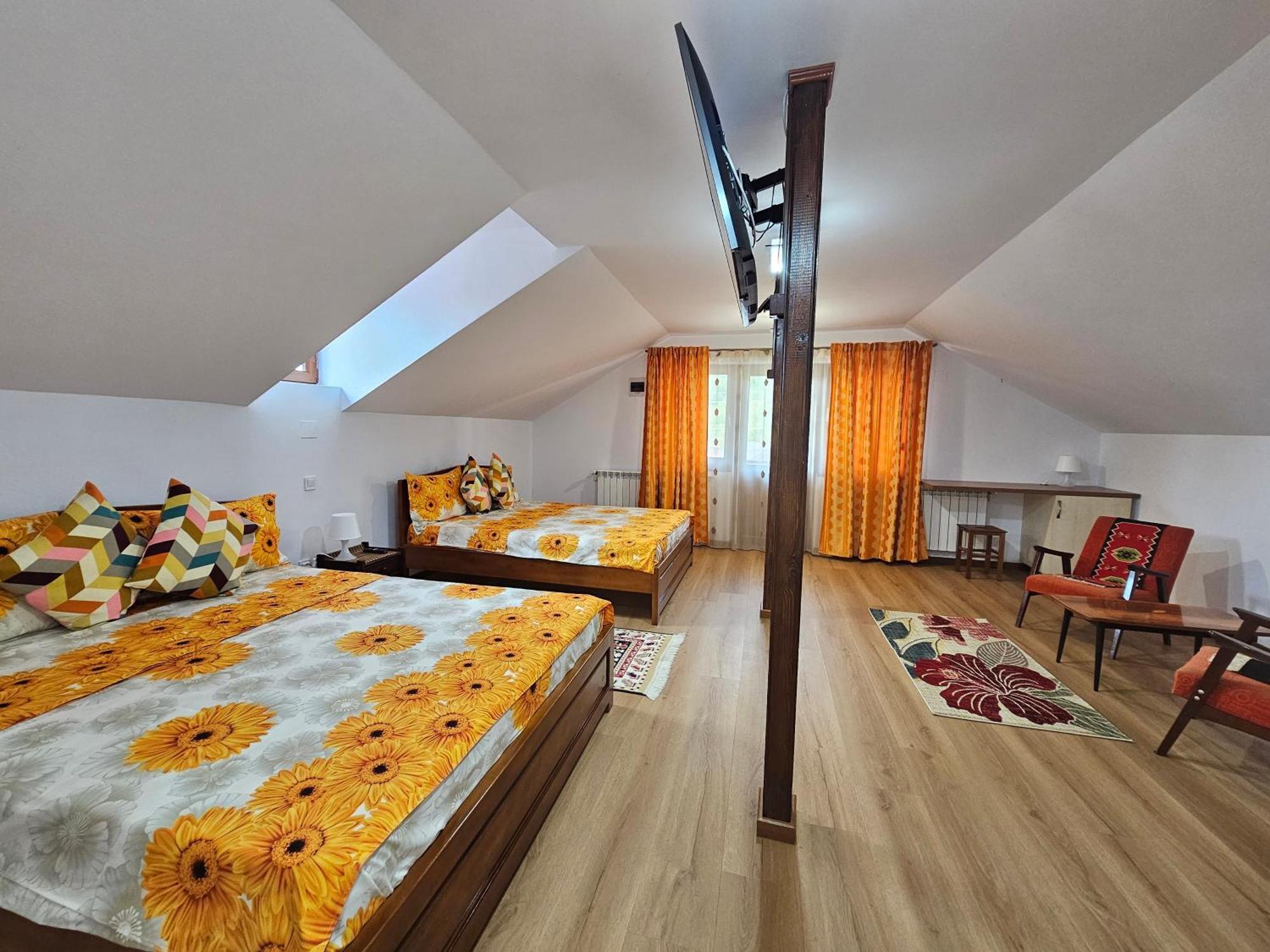 Casa Hera Călimăneşti Exterior foto